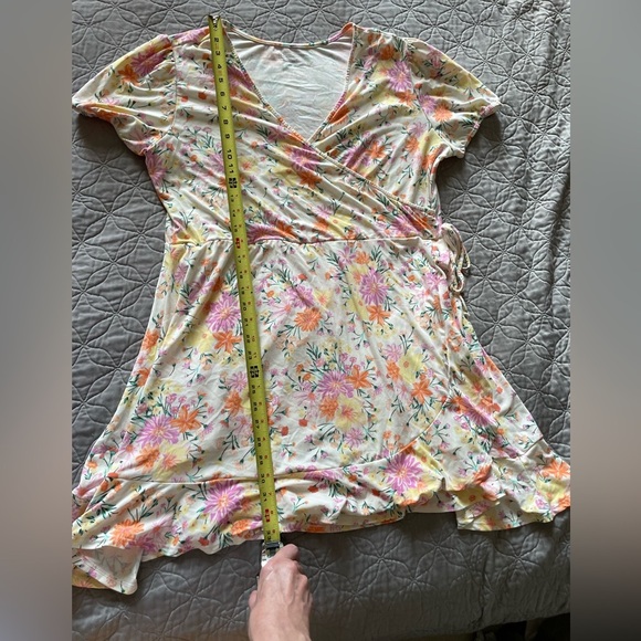 No Boundaries juniors’ floral dress - Picture 6 of 11